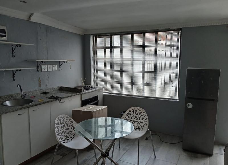 To Let 1 Bedroom Property for Rent in Essenwood KwaZulu-Natal