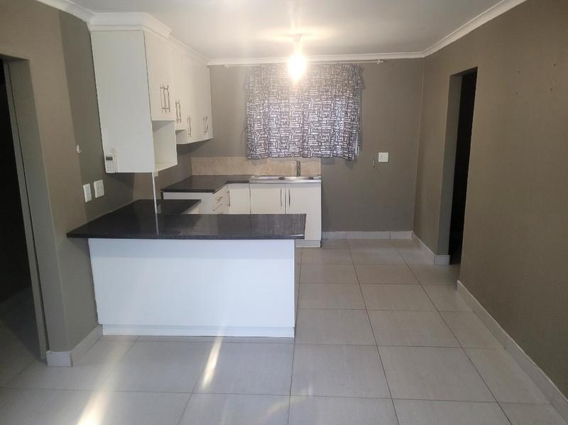 To Let 2 Bedroom Property for Rent in Overport KwaZulu-Natal