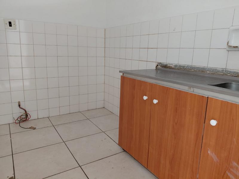 To Let 1 Bedroom Property for Rent in Overport KwaZulu-Natal