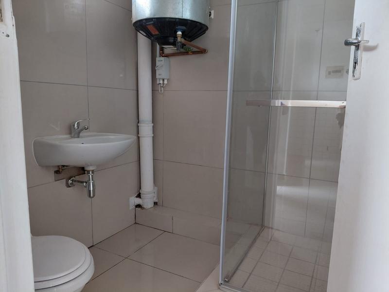 To Let 1 Bedroom Property for Rent in Overport KwaZulu-Natal