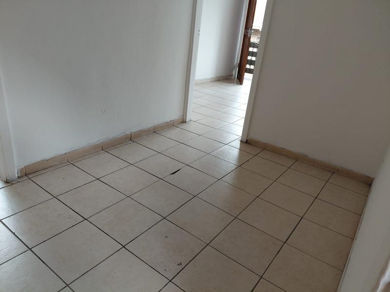 To Let 1 Bedroom Property for Rent in Overport KwaZulu-Natal
