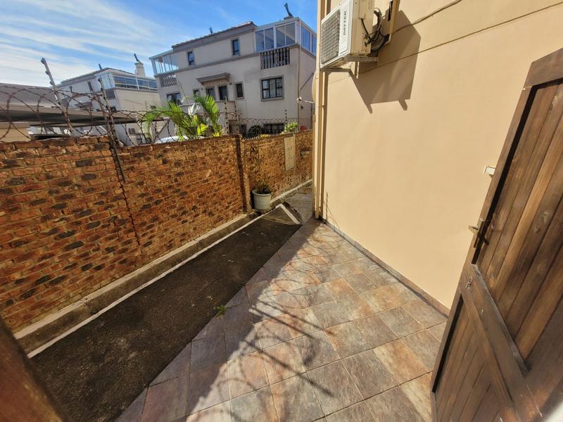 1 Bedroom Property for Sale in Uvongo Beach KwaZulu-Natal