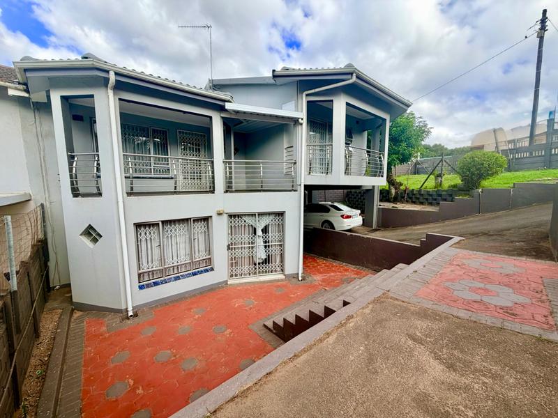 3 Bedroom Property for Sale in Havenside KwaZulu-Natal