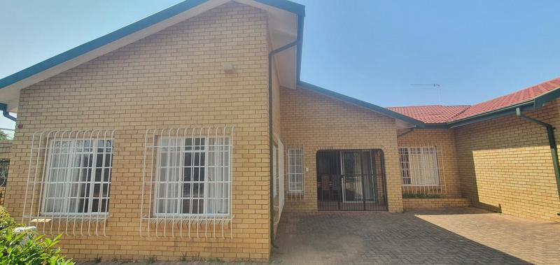 To Let 3 Bedroom Property for Rent in Lennoxton KwaZulu-Natal