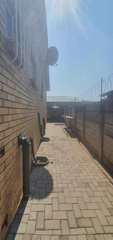 To Let 3 Bedroom Property for Rent in Lennoxton KwaZulu-Natal