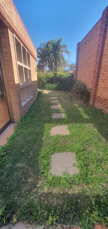 4 Bedroom Property for Sale in Aviary Hill KwaZulu-Natal