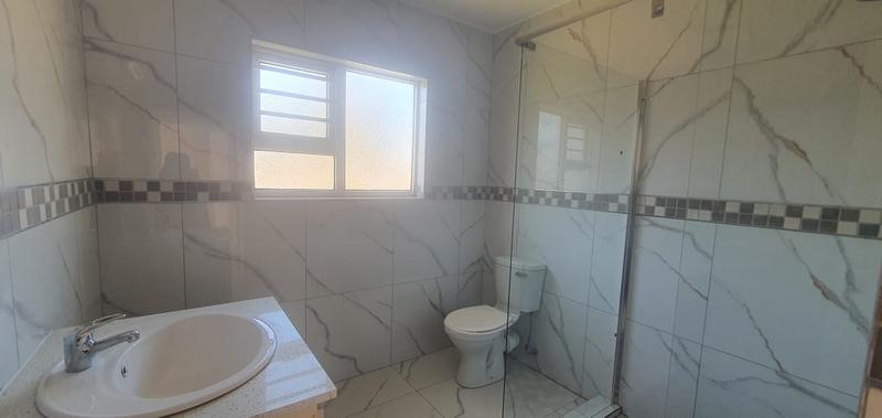 4 Bedroom Property for Sale in Aviary Hill KwaZulu-Natal