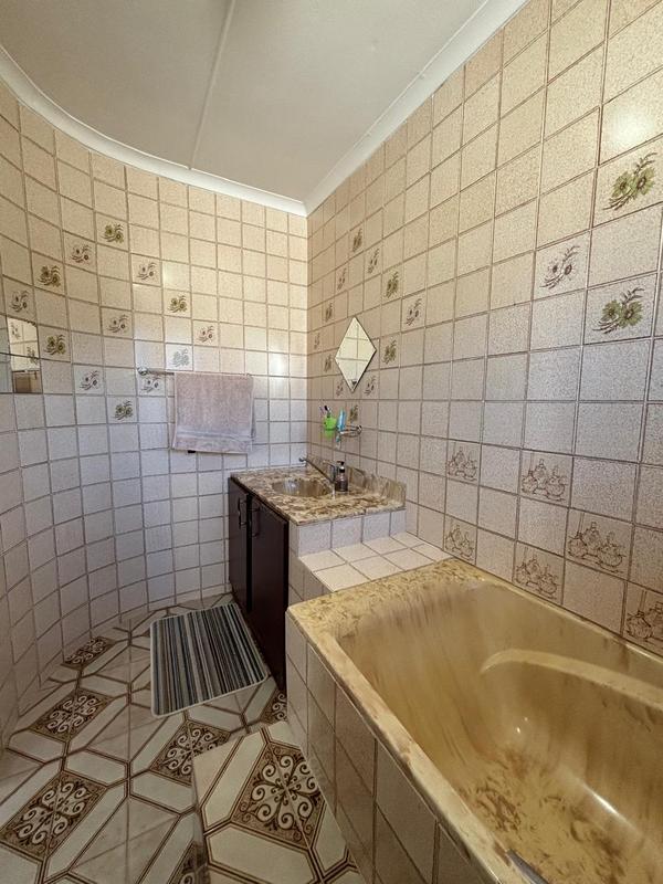 3 Bedroom Property for Sale in Reservoir Hills KwaZulu-Natal