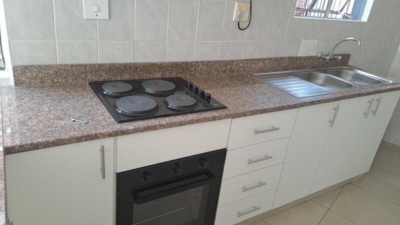 To Let 2 Bedroom Property for Rent in Overport KwaZulu-Natal