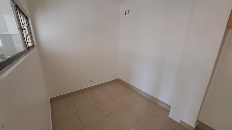 To Let 2 Bedroom Property for Rent in Overport KwaZulu-Natal