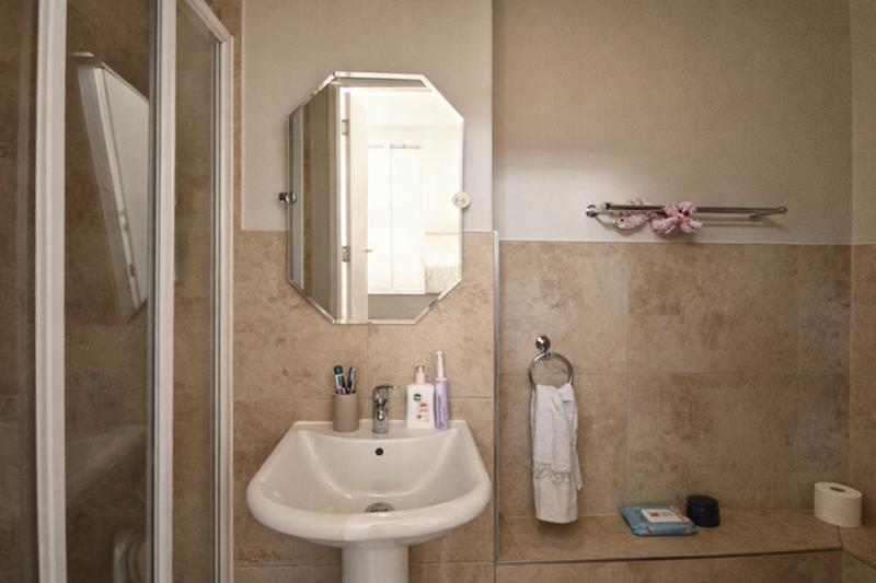 To Let 2 Bedroom Property for Rent in Umhlanga Ridge KwaZulu-Natal