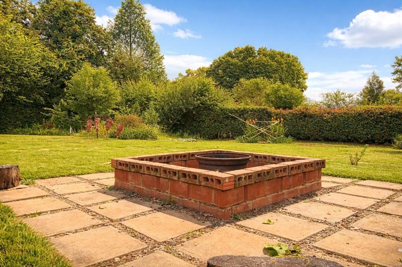 4 Bedroom Property for Sale in Himeville KwaZulu-Natal