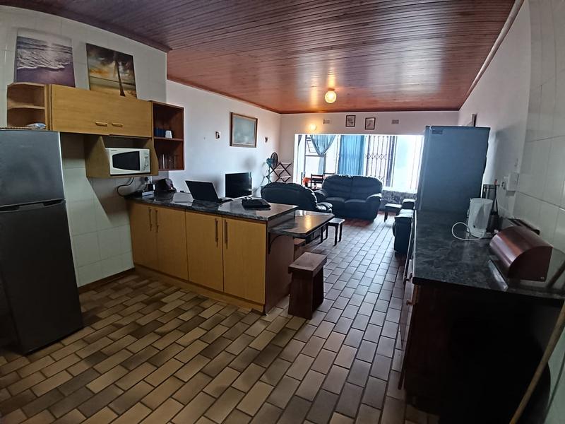 2 Bedroom Property for Sale in Manaba Beach KwaZulu-Natal