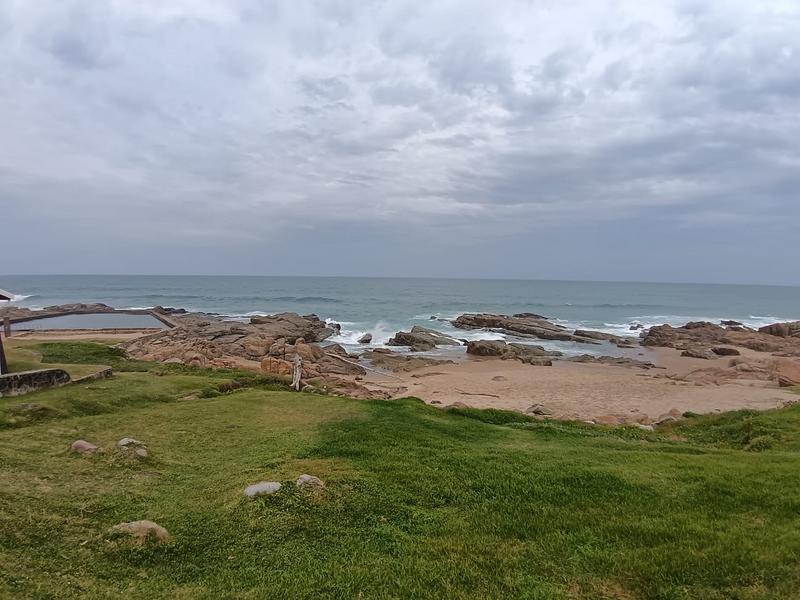 2 Bedroom Property for Sale in Manaba Beach KwaZulu-Natal
