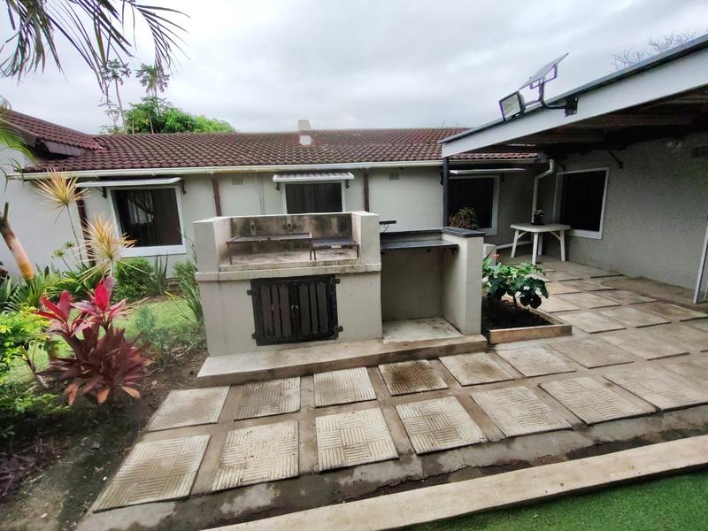 5 Bedroom Property for Sale in New Dawn Park KwaZulu-Natal