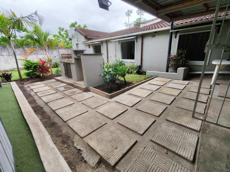 5 Bedroom Property for Sale in New Dawn Park KwaZulu-Natal