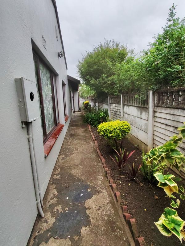 5 Bedroom Property for Sale in New Dawn Park KwaZulu-Natal