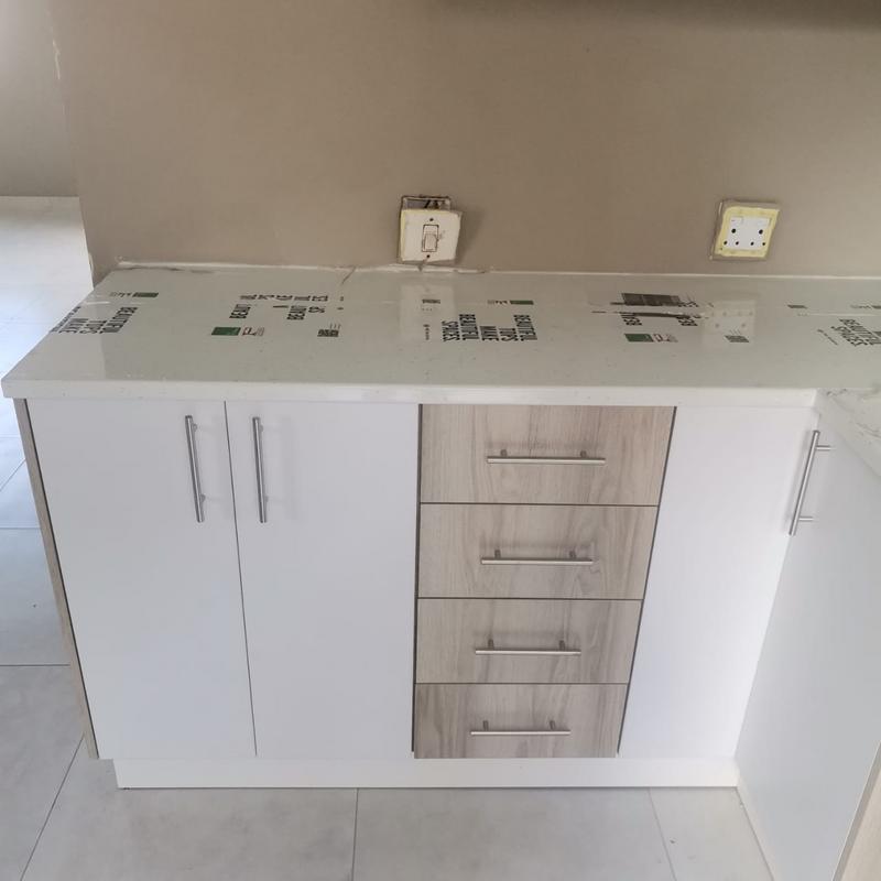 To Let 1 Bedroom Property for Rent in Crossmoor KwaZulu-Natal