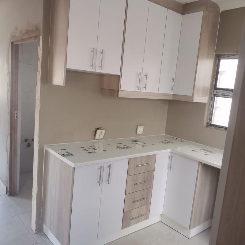 To Let 1 Bedroom Property for Rent in Crossmoor KwaZulu-Natal