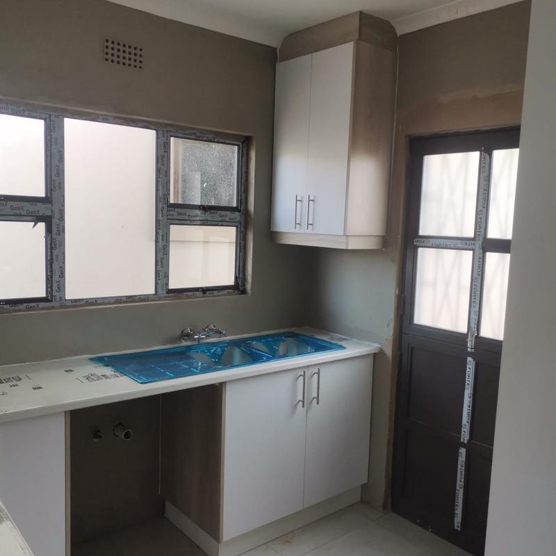 To Let 1 Bedroom Property for Rent in Crossmoor KwaZulu-Natal