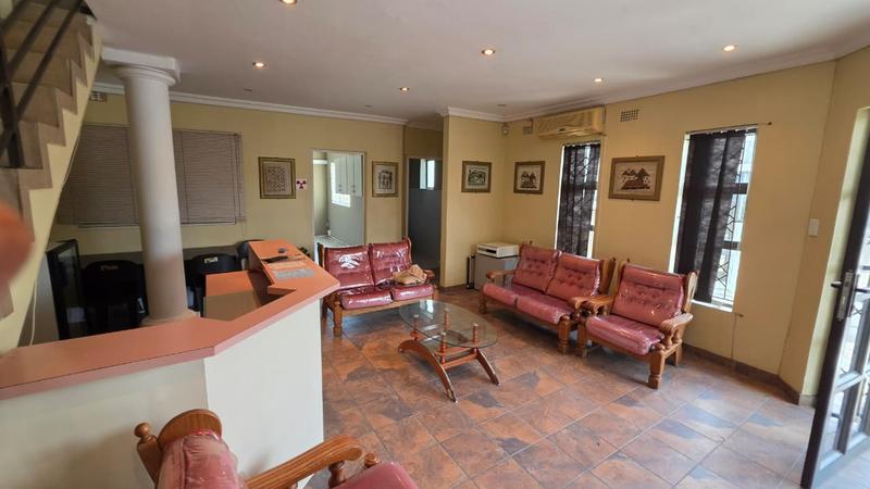 To Let Commercial Property for Rent in Crossmoor KwaZulu-Natal