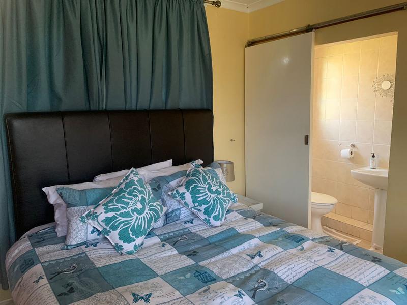 To Let 3 Bedroom Property for Rent in Sea View KwaZulu-Natal