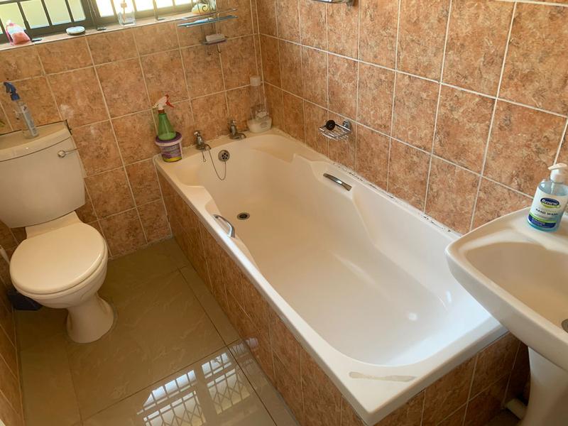 To Let 3 Bedroom Property for Rent in Sea View KwaZulu-Natal