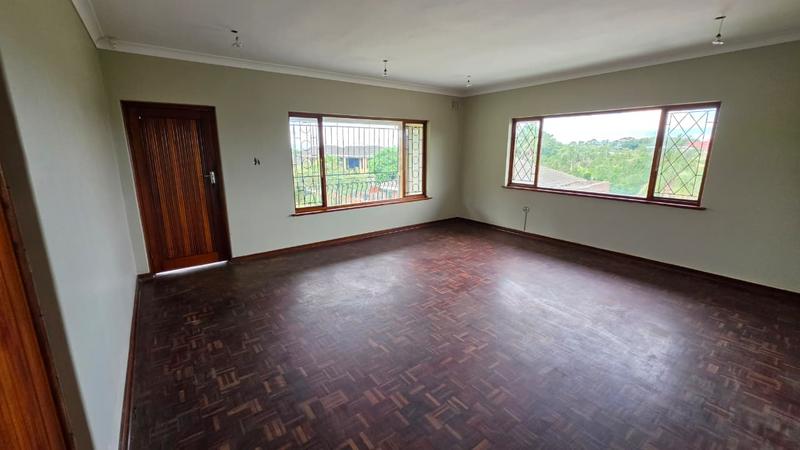 To Let 5 Bedroom Property for Rent in Malvern KwaZulu-Natal