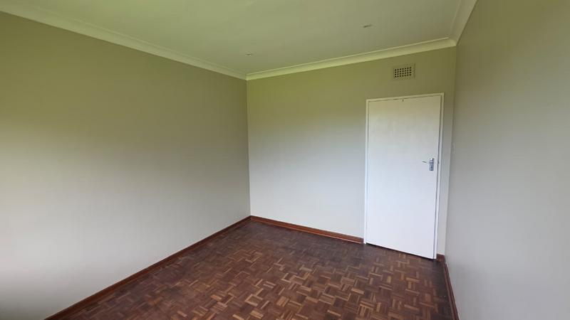 To Let 5 Bedroom Property for Rent in Malvern KwaZulu-Natal