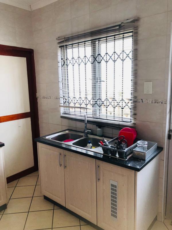 To Let 3 Bedroom Property for Rent in Wyebank KwaZulu-Natal