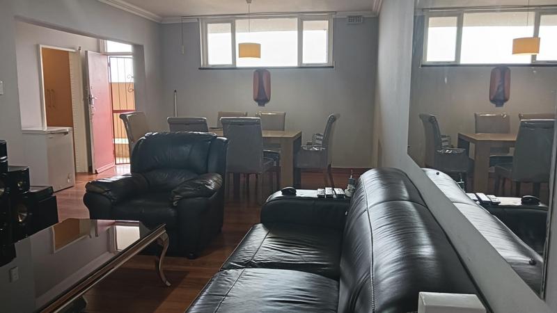 2 Bedroom Property for Sale in Pinetown KwaZulu-Natal