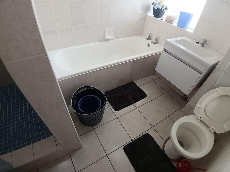 2 Bedroom Property for Sale in Manaba Beach KwaZulu-Natal