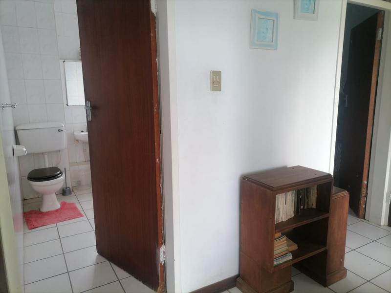 2 Bedroom Property for Sale in Uvongo Beach KwaZulu-Natal