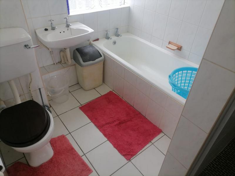 2 Bedroom Property for Sale in Uvongo Beach KwaZulu-Natal