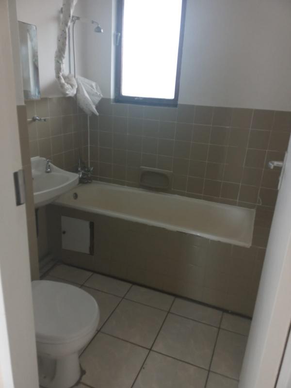 To Let 2 Bedroom Property for Rent in Amanzimtoti KwaZulu-Natal