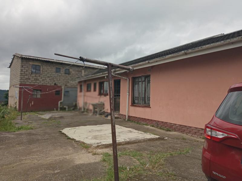 3 Bedroom Property for Sale in Umlazi KwaZulu-Natal
