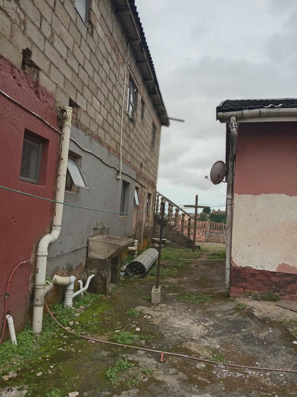 3 Bedroom Property for Sale in Umlazi KwaZulu-Natal