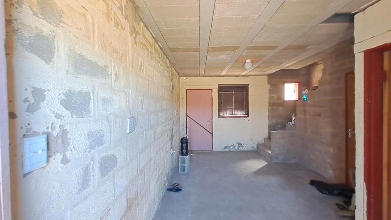 To Let 2 Bedroom Property for Rent in Umlazi KwaZulu-Natal