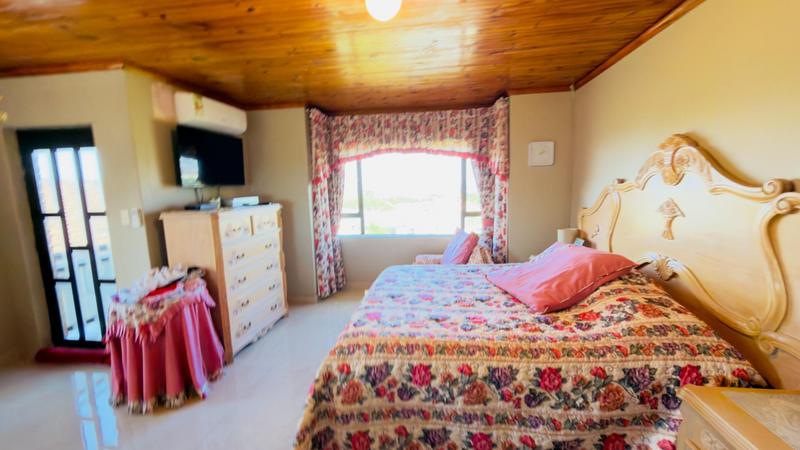 6 Bedroom Property for Sale in Reservoir Hills KwaZulu-Natal