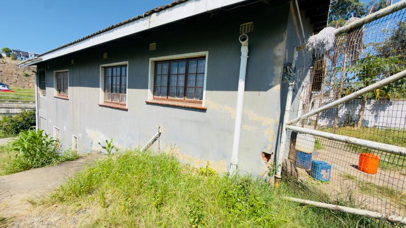 7 Bedroom Property for Sale in Reservoir Hills KwaZulu-Natal