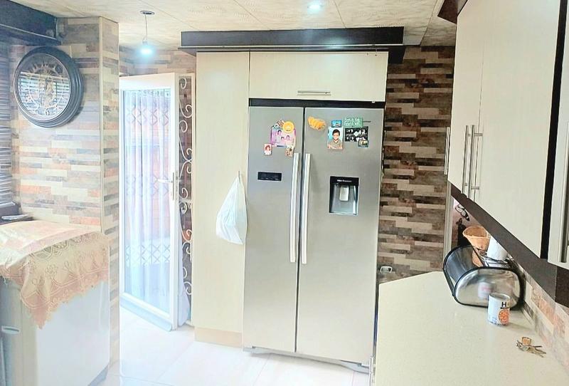 3 Bedroom Property for Sale in Trenance Manor KwaZulu-Natal