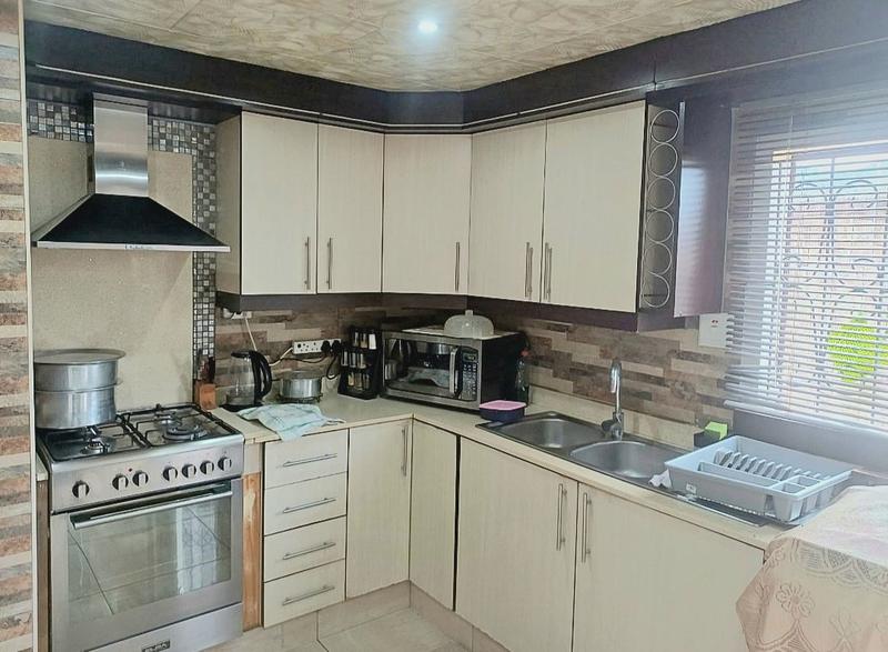 3 Bedroom Property for Sale in Trenance Manor KwaZulu-Natal