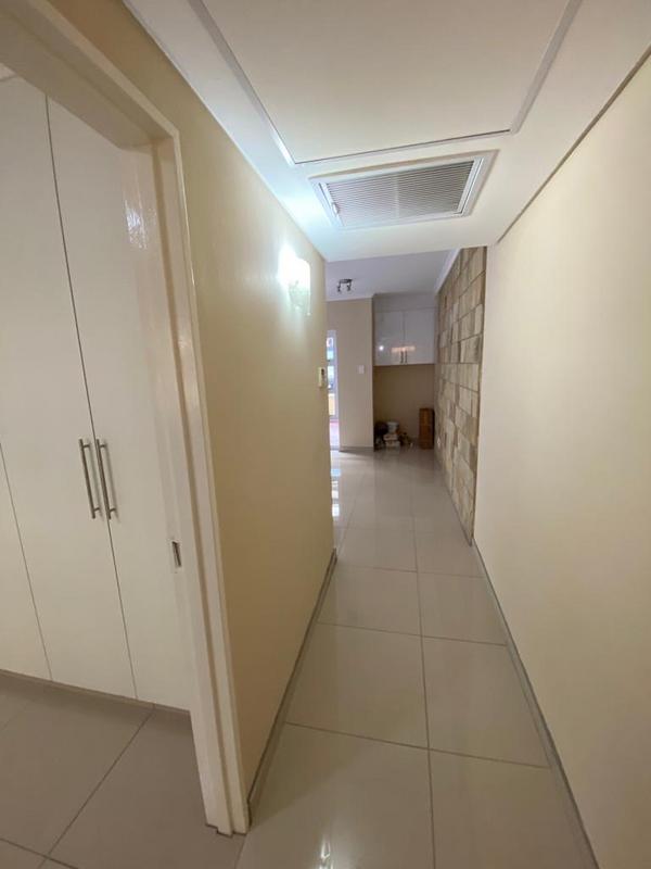 To Let 1 Bedroom Property for Rent in Umhlanga Ridge KwaZulu-Natal