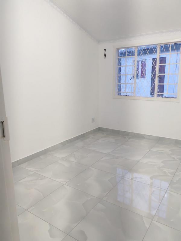 4 Bedroom Property for Sale in Lenham KwaZulu-Natal