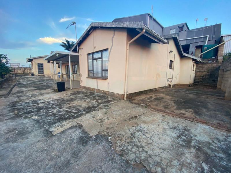 5 Bedroom Property for Sale in Southgate KwaZulu-Natal