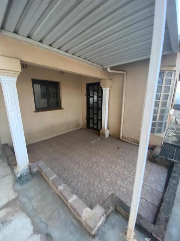 5 Bedroom Property for Sale in Southgate KwaZulu-Natal