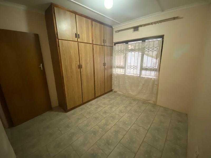 5 Bedroom Property for Sale in Southgate KwaZulu-Natal