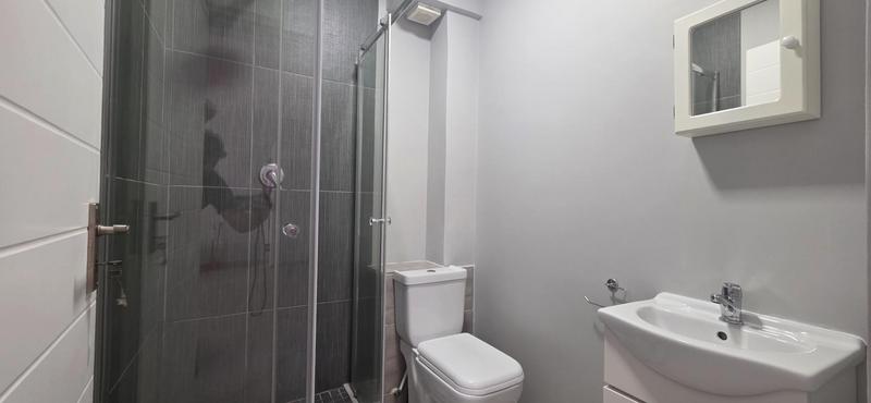 To Let 2 Bedroom Property for Rent in Durban North KwaZulu-Natal