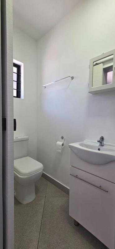 To Let 2 Bedroom Property for Rent in Durban North KwaZulu-Natal