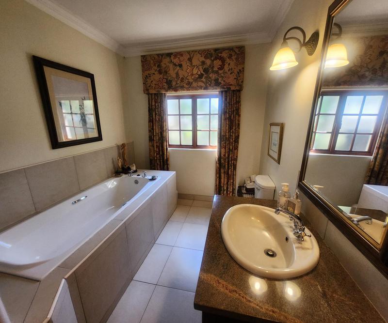 4 Bedroom Property for Sale in Ballito KwaZulu-Natal